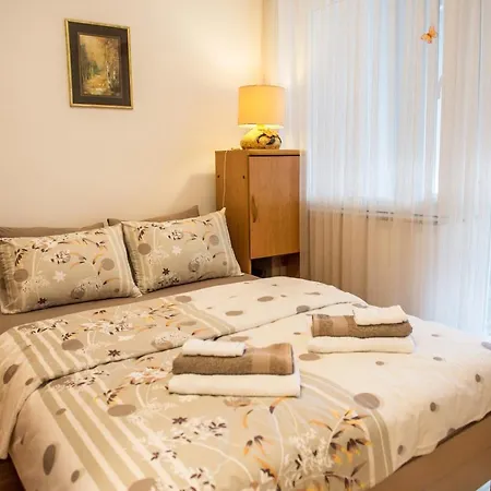 Place Τρέμπινιε