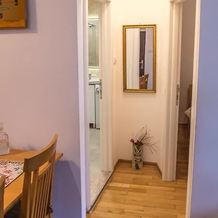 Place Apartment *